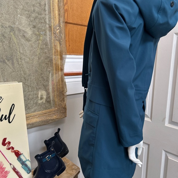 Lululemon!! - Picture 9 of 14